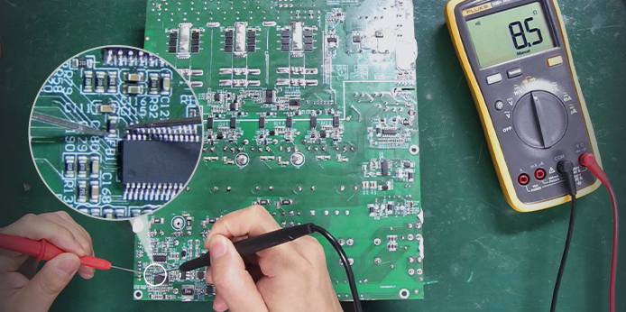 What is the PFC circuit on the Antminer APW17 PSU?