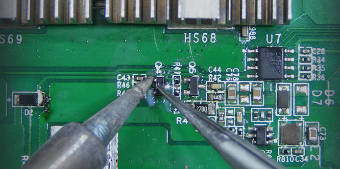 How to properly solder important components on a PCB hash board?