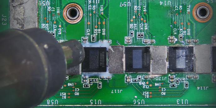 Steps for removing and installing ASIC chips on a PCB hash board