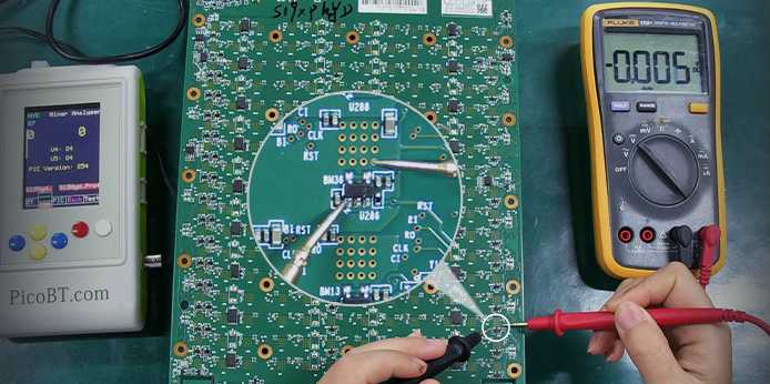 How does the LDO circuit on the S19XP Hydro hashboard work?
