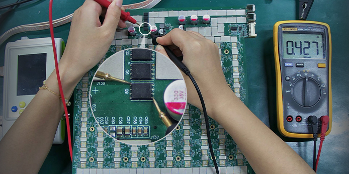 Abnormal DC control circuit output on L7 hash board leads to 0 ASIC detection